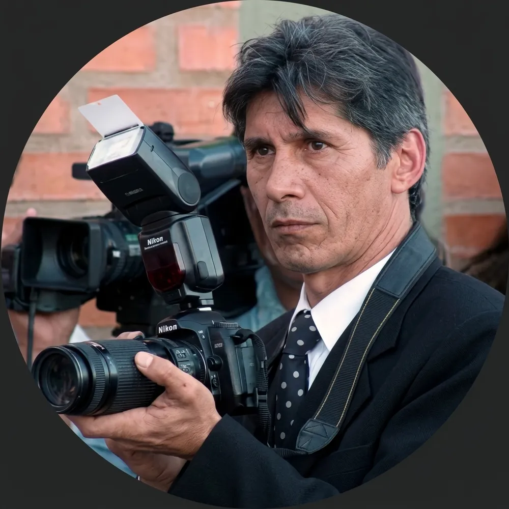 Kike Ríos - Fotógrafo Histórico y Pintor de Misiones
